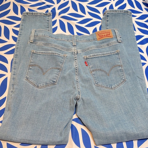 New Levi’s 311 shaping skinny jeans - Picture 3 of 4